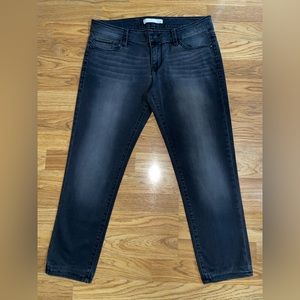 Daytrip Buckle Faded Black Distressed Cropped Jeans Women’s 28R Length 25 Inches